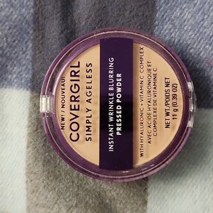 Covergirl  press powder 225 buff beige